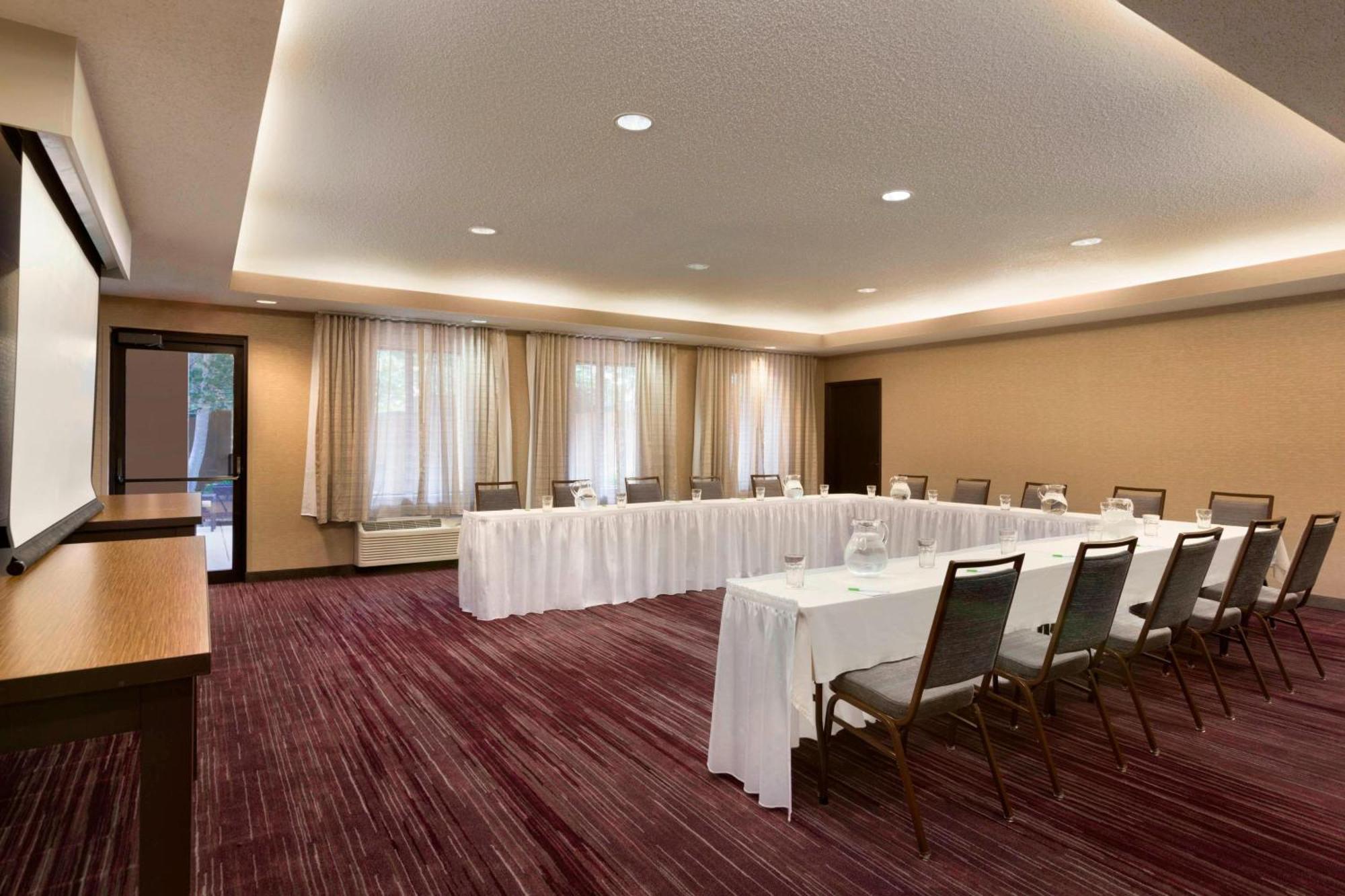 Courtyard By Marriott Bloomington Normal Hotel Kültér fotó