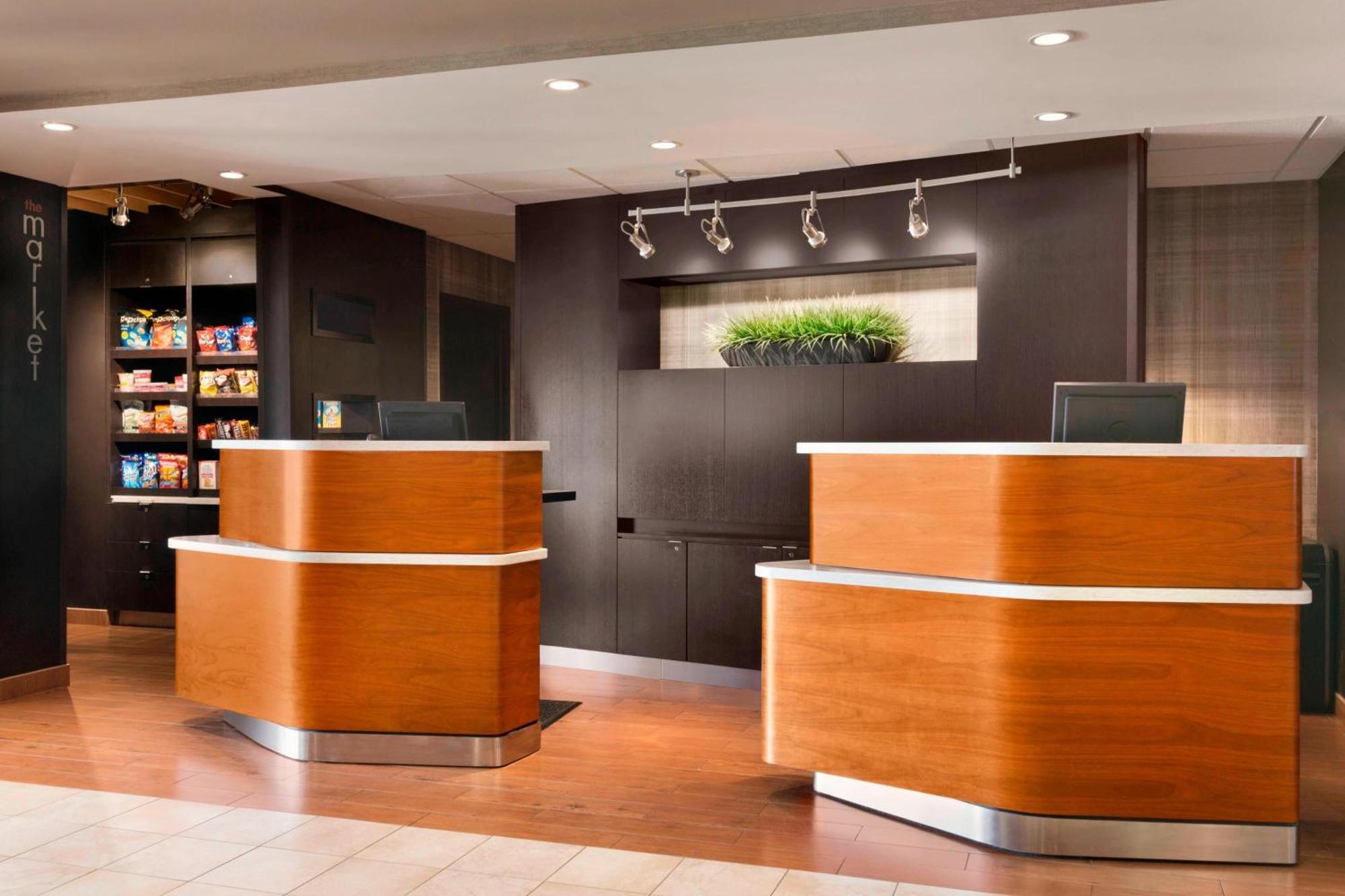Courtyard By Marriott Bloomington Normal Hotel Kültér fotó