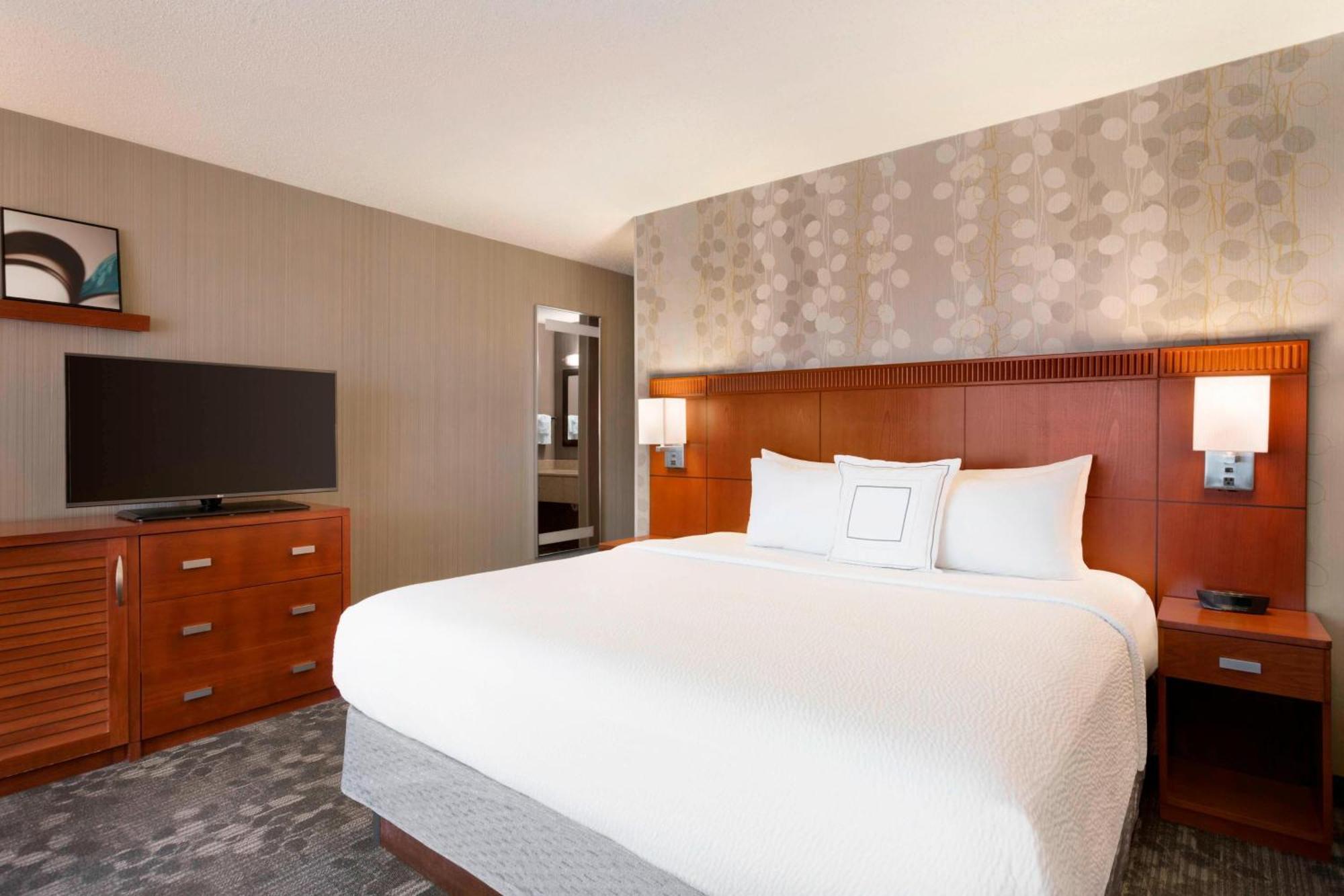 Courtyard By Marriott Bloomington Normal Hotel Kültér fotó