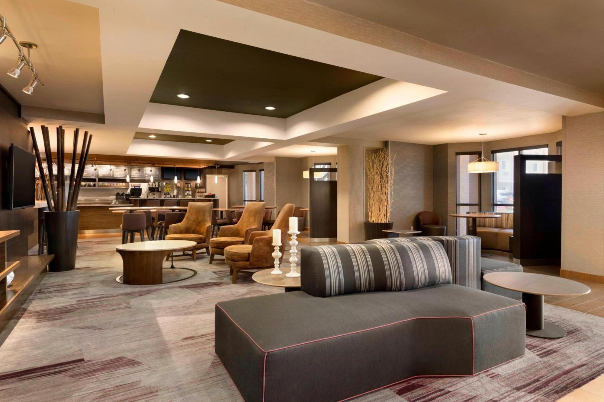 Courtyard By Marriott Bloomington Normal Hotel Kültér fotó