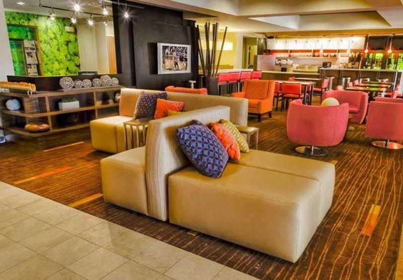 Courtyard By Marriott Bloomington Normal Hotel Étterem fotó